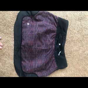 Lululemon skirt size 2 excellent condition